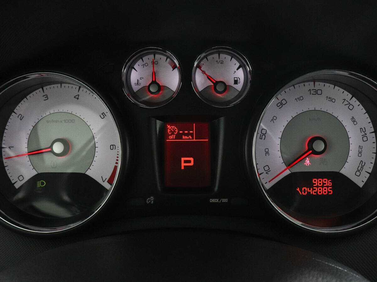 Купить Peugeot 408, 2016, 42 883 км, фото №11