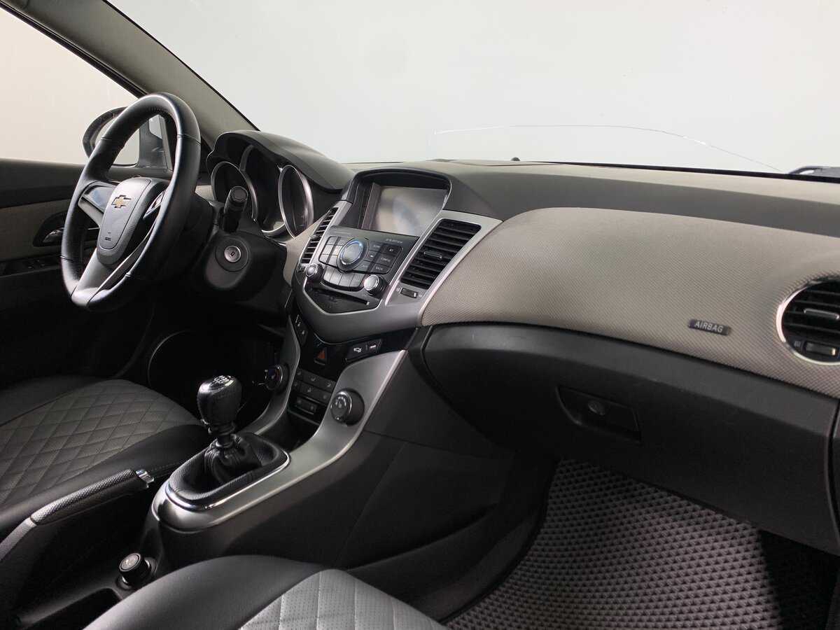 Купить Chevrolet Cruze, 2012, 306 914 км, фото №14