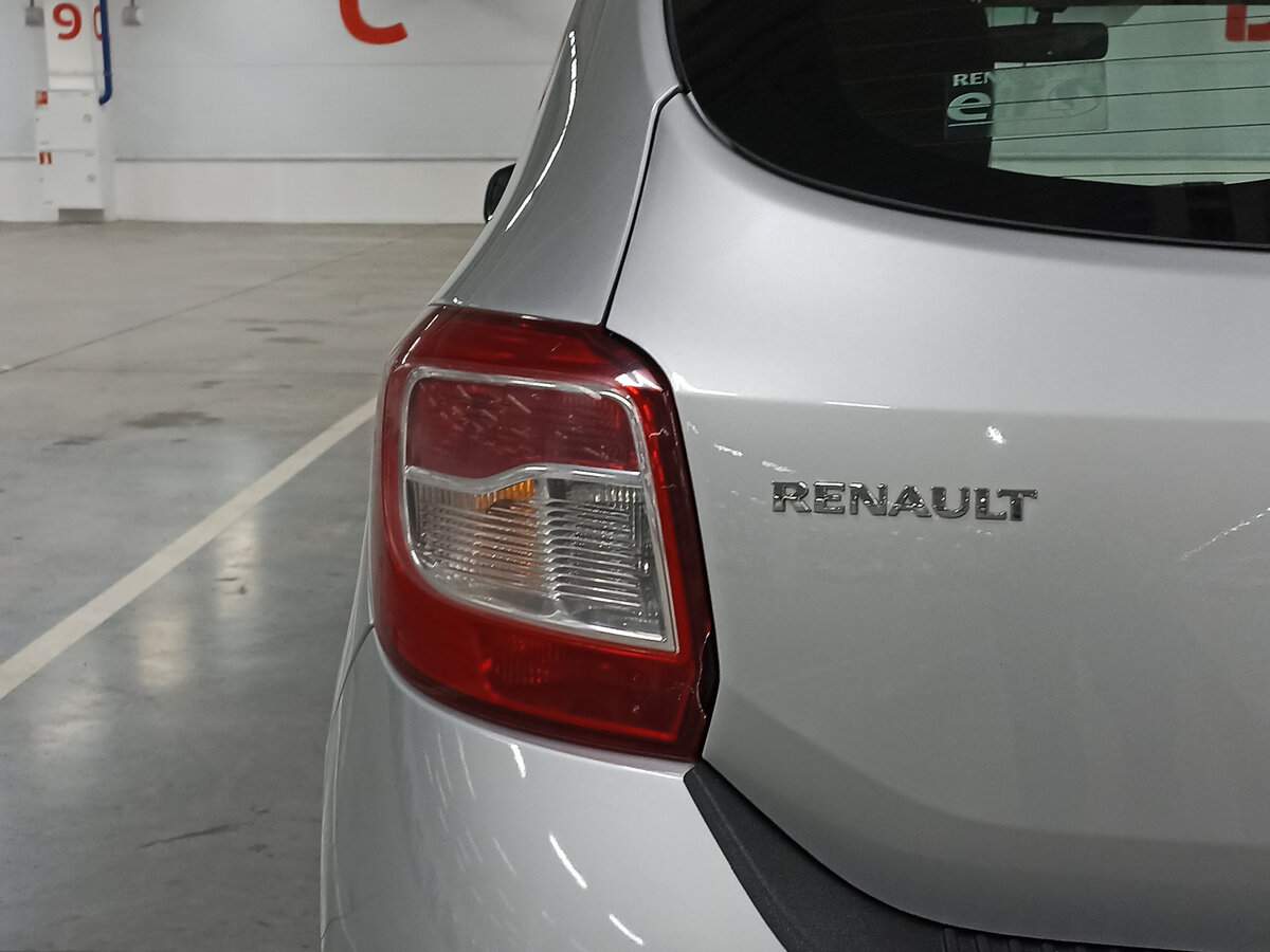 Купить Renault Sandero, 2017, 124 300 км, фото №9