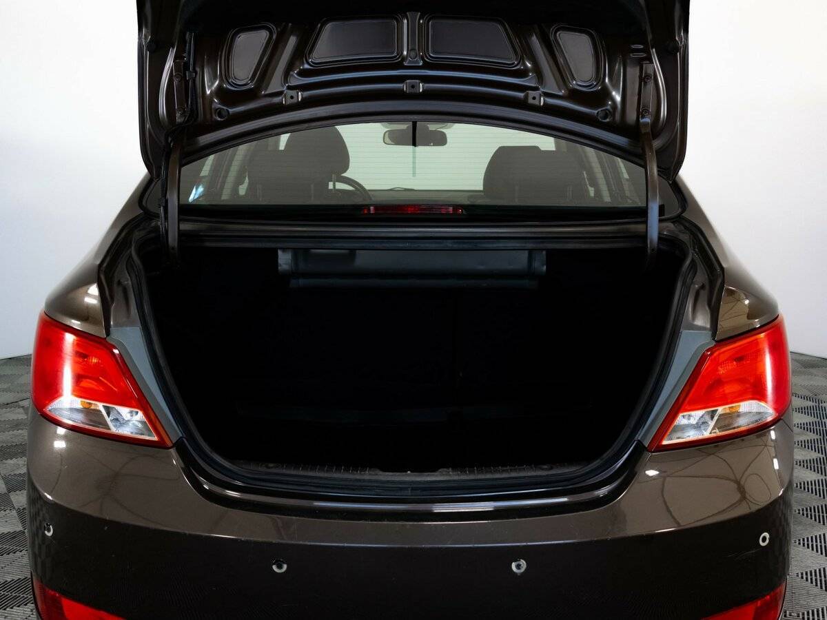 Купить Hyundai Solaris, 2016, 252 626 км, фото №14