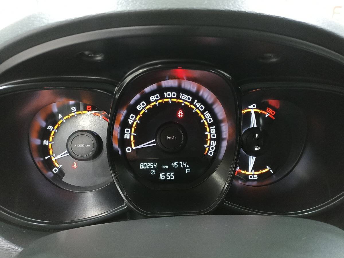 Купить Lada (ВАЗ) Vesta Cross, 2020, 80 302 км, фото №13