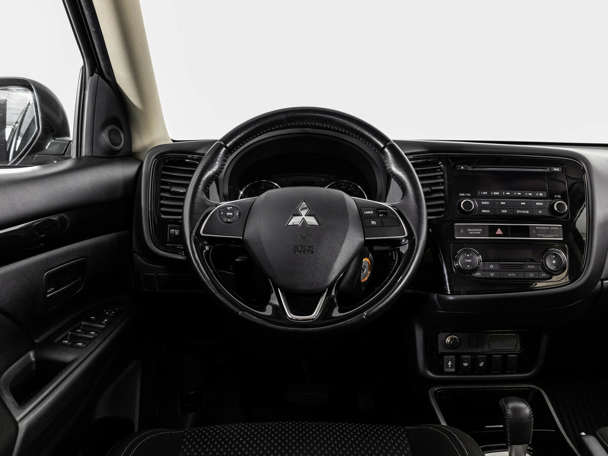 Купить Mitsubishi Outlander III Рестайлинг 3, 2019, 135 789 км, фото №9