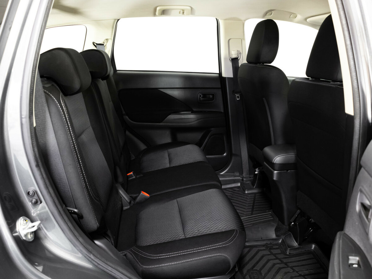 Купить Mitsubishi Outlander III Рестайлинг 3, 2019, 135 789 км, фото №16