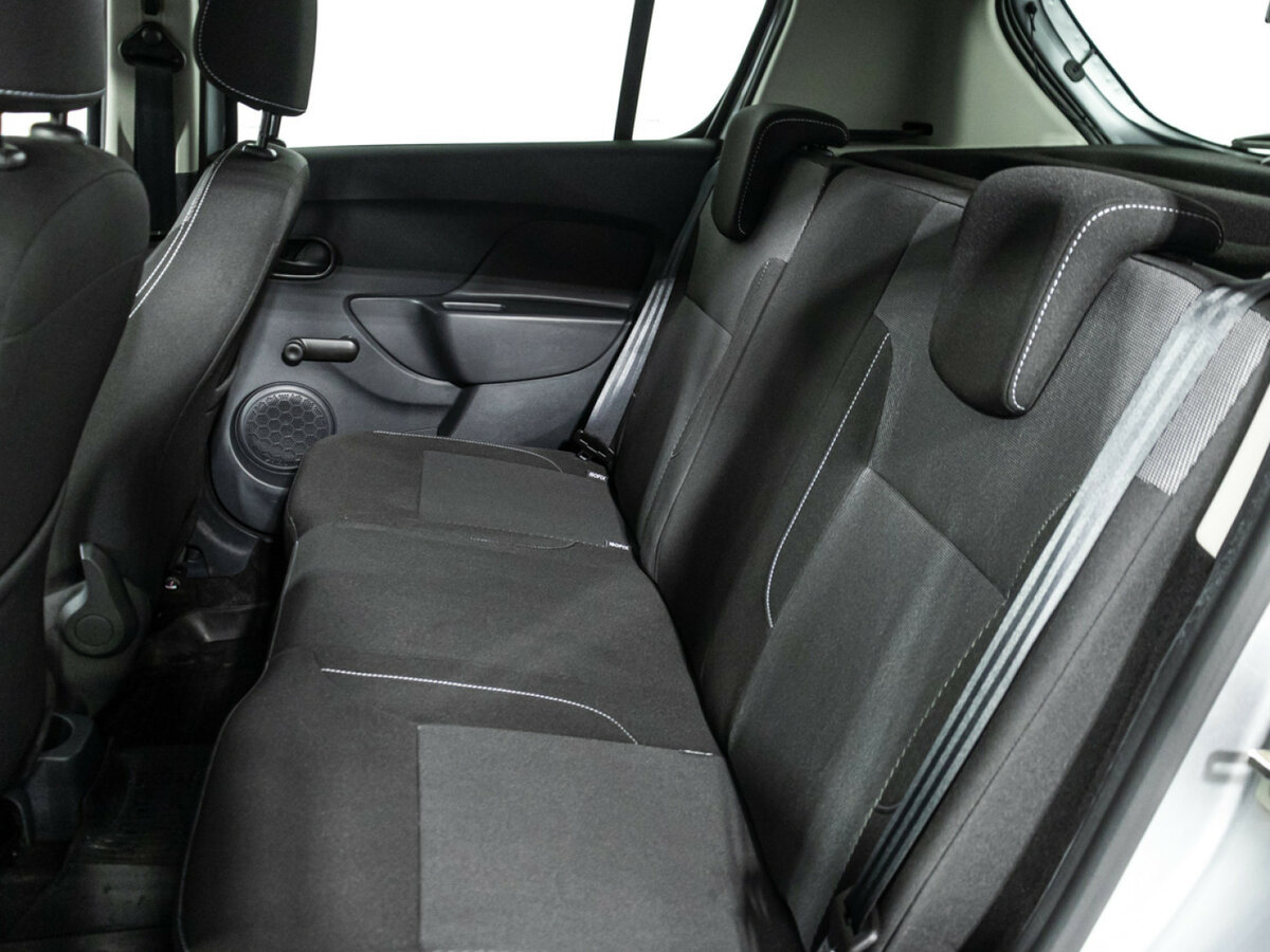 Купить Renault Sandero Stepway II Рестайлинг, 2022, 42 324 км, фото №10